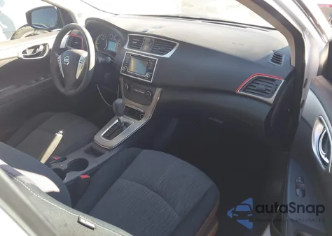 2015 Nissan Sentra Fe+ S/S/Sl/Sr/Sv z USA, uszkodzony, nr VIN 3N1AB7AP7FL633659